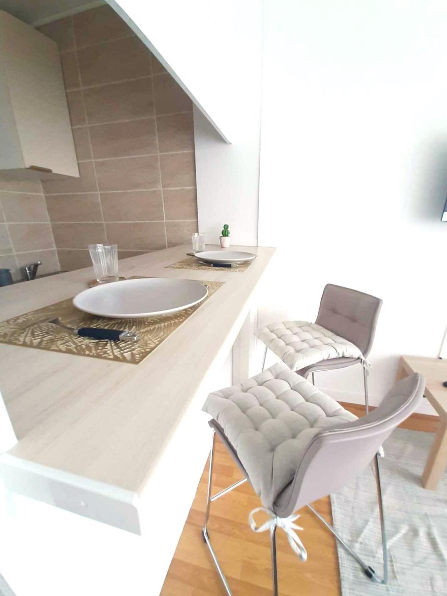 Au Havre Des Sacres - Balcon - Proximite Centre Apartment Reims Exterior photo